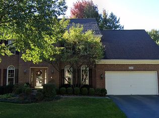 6340 Greene Rd, Woodridge, IL 60517