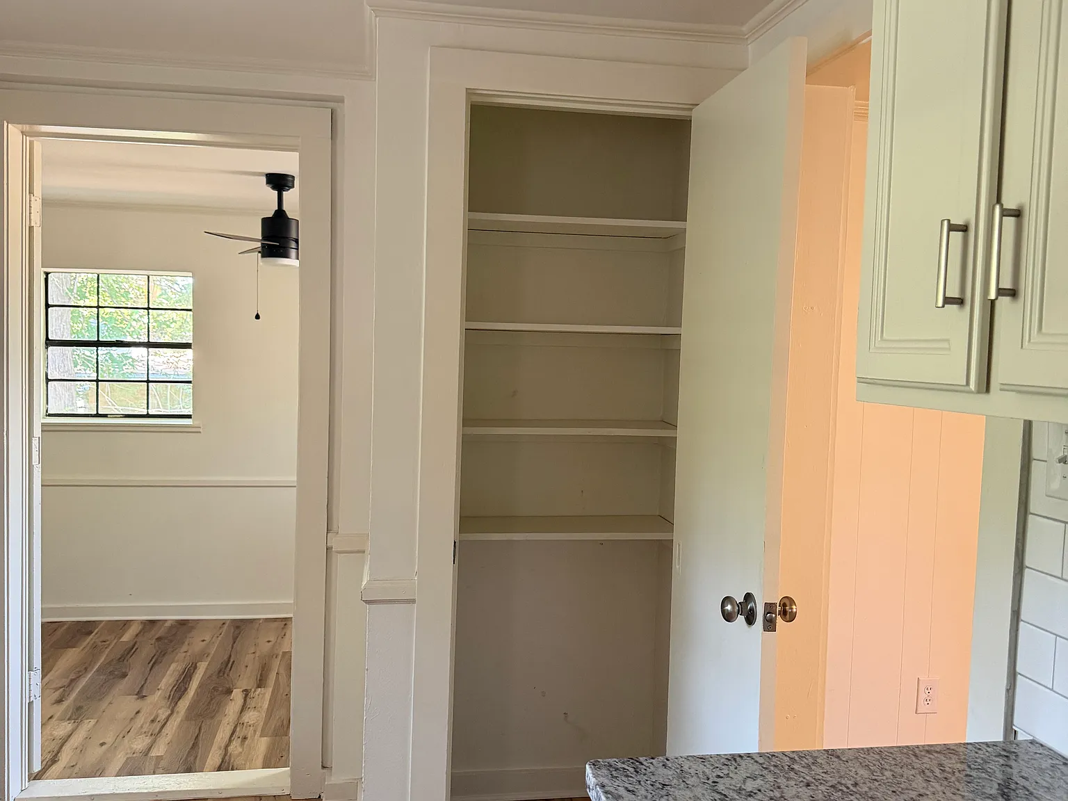 3 bed, 1208 sqft, $1,775 — Photo 4