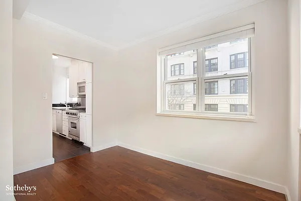 Rented by Sotheby's International Realty | media 22