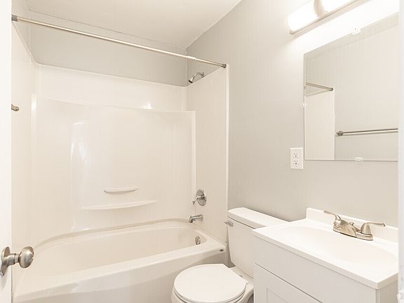 4th image of 1604 Fendall Ave #1604DFENDALL