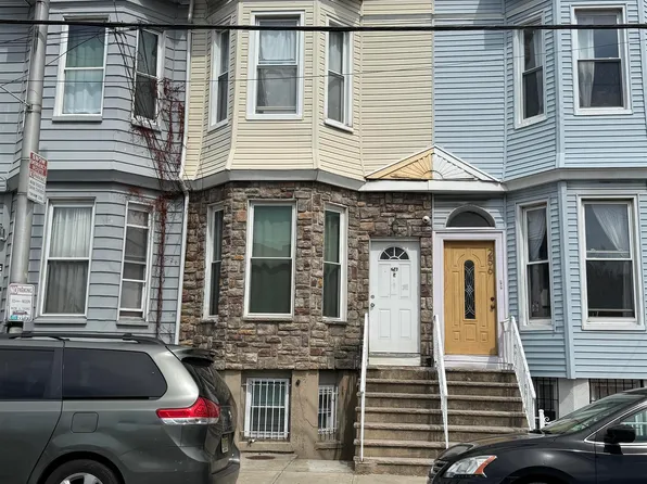 256 5 Fairmount Avenue image 1 of 9