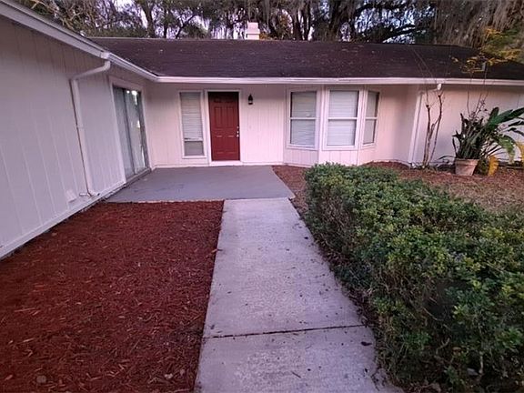 2nd image of 801 NE 23rd Ave