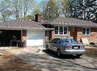 1749 Heckscher Ave, Bay Shore, NY 11706