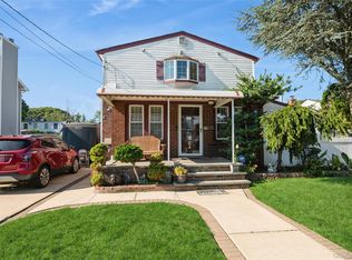 378 Starke Ave, East Meadow, NY 11554