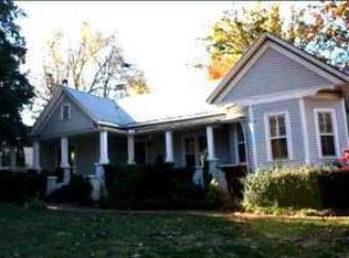 419 Yonah St, Cornelia, GA 30531