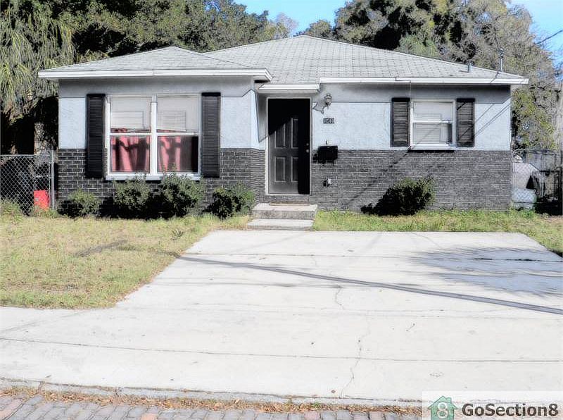 1st image of 1826 12th St S