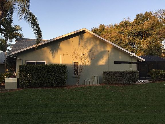 4th image of 20771 Groveline Ct