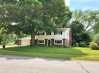 8405 Anemone Ln, Indianapolis, IN