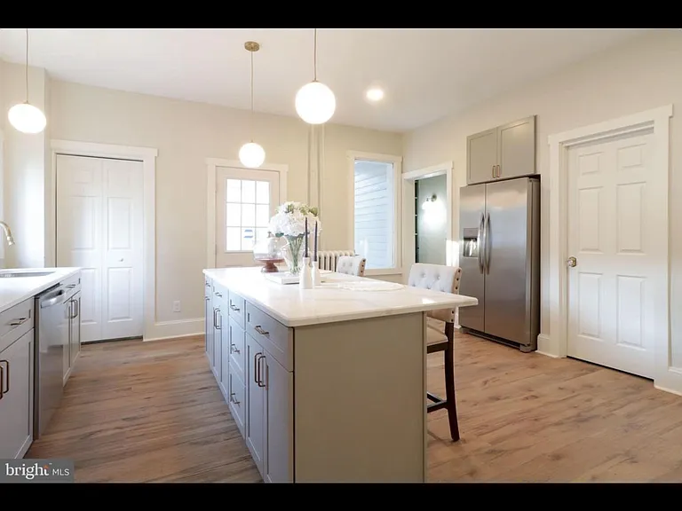 737 N Allegheny St — Photo 5