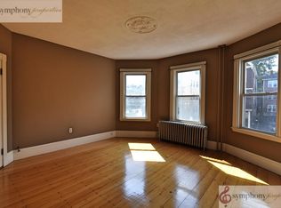 100 Calumet St #2A, Boston, MA 02120