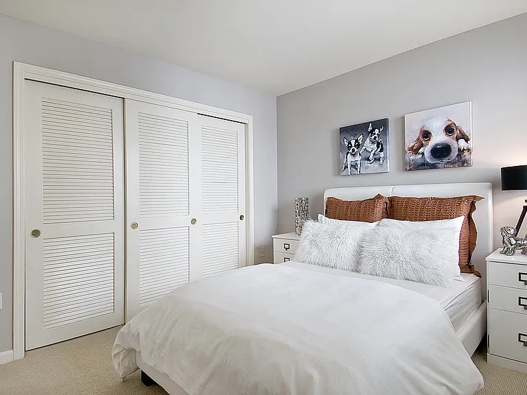 650 Chestnut St #302 — Photo 17