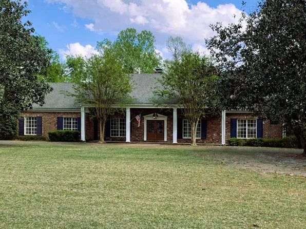 103 Creekmore Rd, Greenville, MS 38701