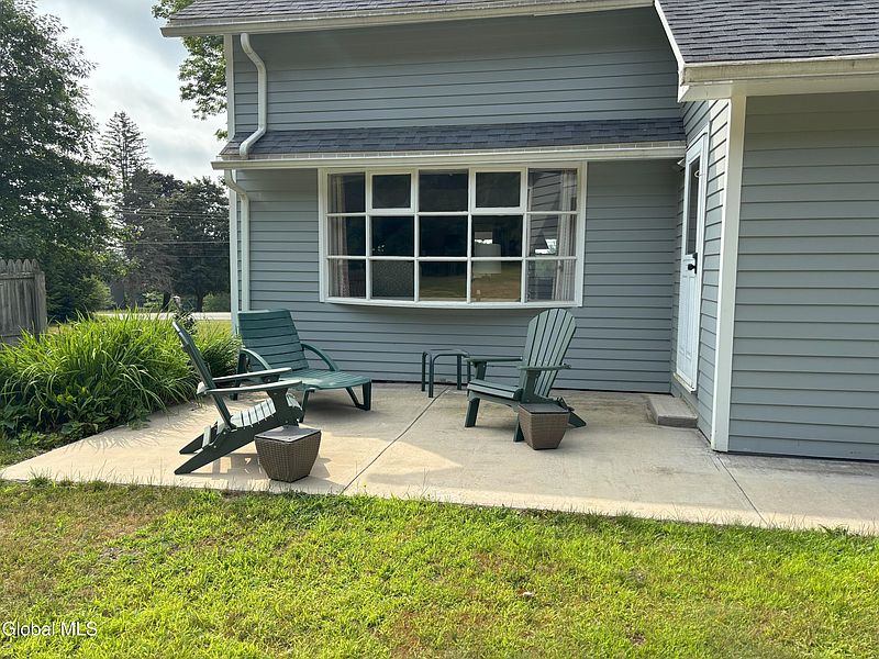 3rd image of 576 County Highway 102