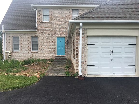 3rd image of 6001 Willow Hill Ln