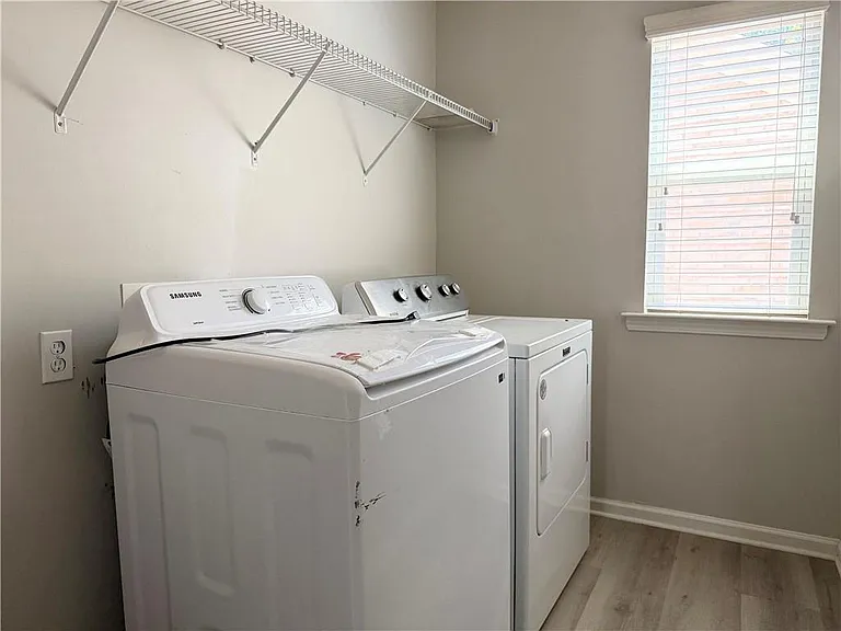 3051 Montauk Hill Dr — Photo 52