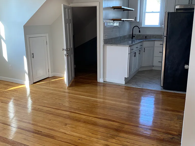 317 Heather St #2 — Photo 2