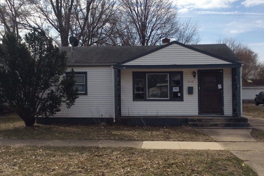 1st image of 1115 21st Ave