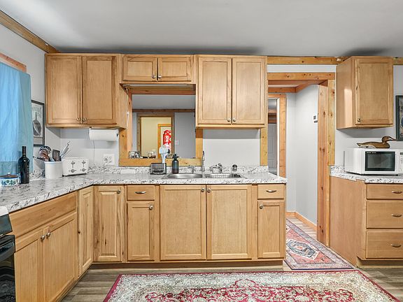 5th image of 2613 S Gladwin Rd