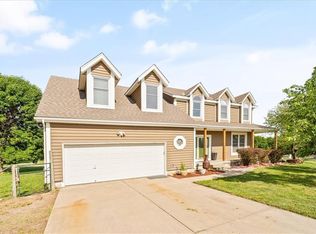 20020 S Stockman Rd, Belton, MO 64012