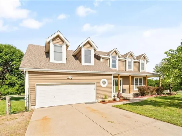 20020 S Stockman Rd, Belton, MO 64012