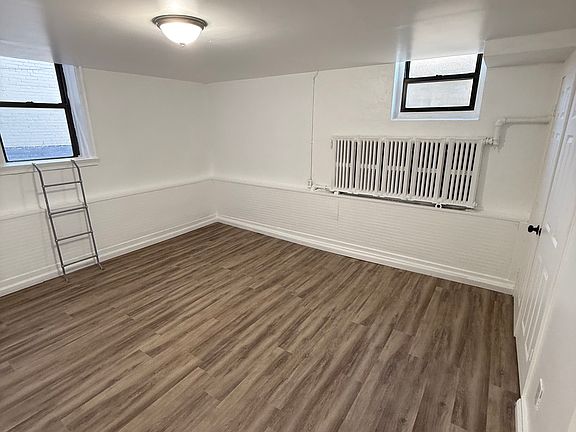 5th image of 211 Glenwood Ave