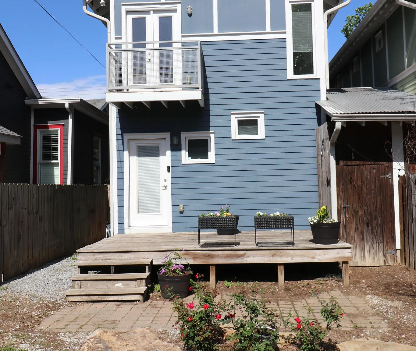 2 bed, 2.5 bath, 1340 sqft, $2,695 — Photo 2