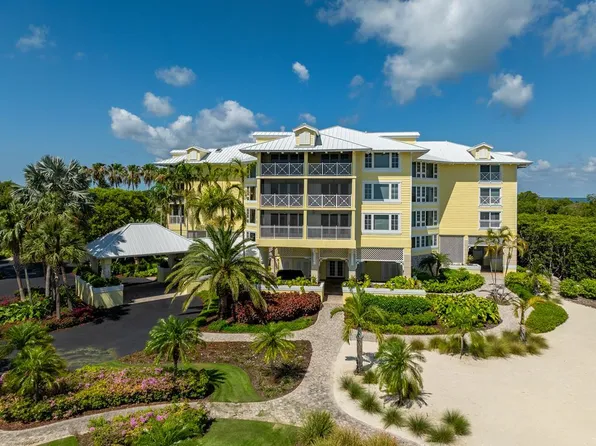 4 Barracuda Ln, Key Largo, FL 33037
