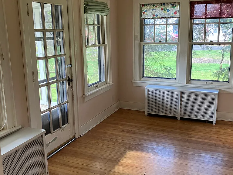 29 Broad St — Photo 3