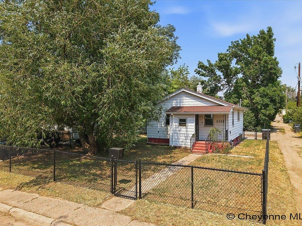 1st image of 2315 Bradley Ave