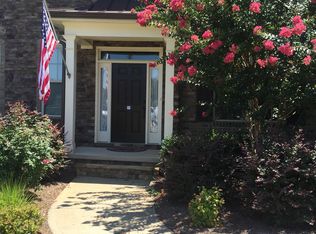 137 Restonwood Dr, Apex, NC 27539