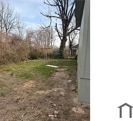 4 bed, 1176 sqft, $1,500 — Photo 2
