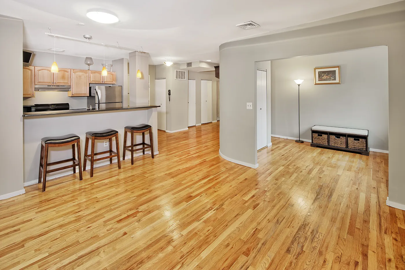 522 Gregory Ave — Photo 1