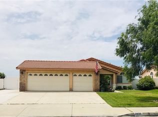 2033 W Fairview Dr, Rialto, CA 92377