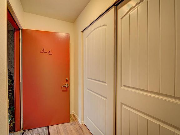 3rd image of 14012 Juanita Dr NE APT A4
