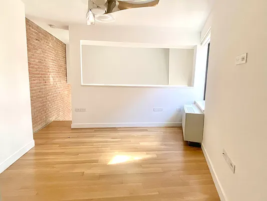 Rented by Corcoran | media 18