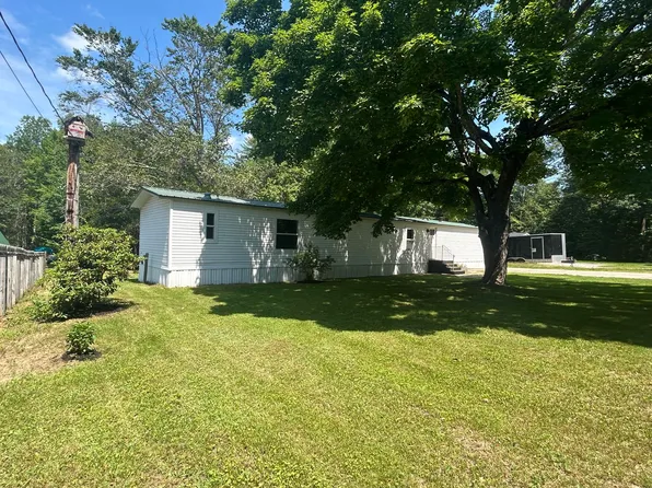 196 Old Orchard Road, Buxton, ME 04093