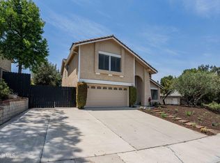 403 Blackhawk Dr, Thousand Oaks, CA 91320