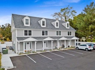 4 Orchard St UNIT N, Cos Cob, CT 06807