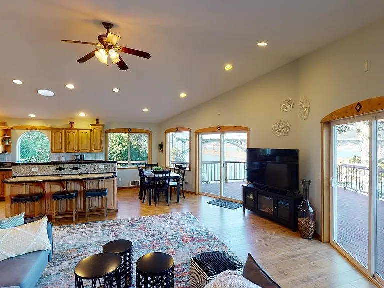 94451 Jerrys Flat Rd — Photo 29