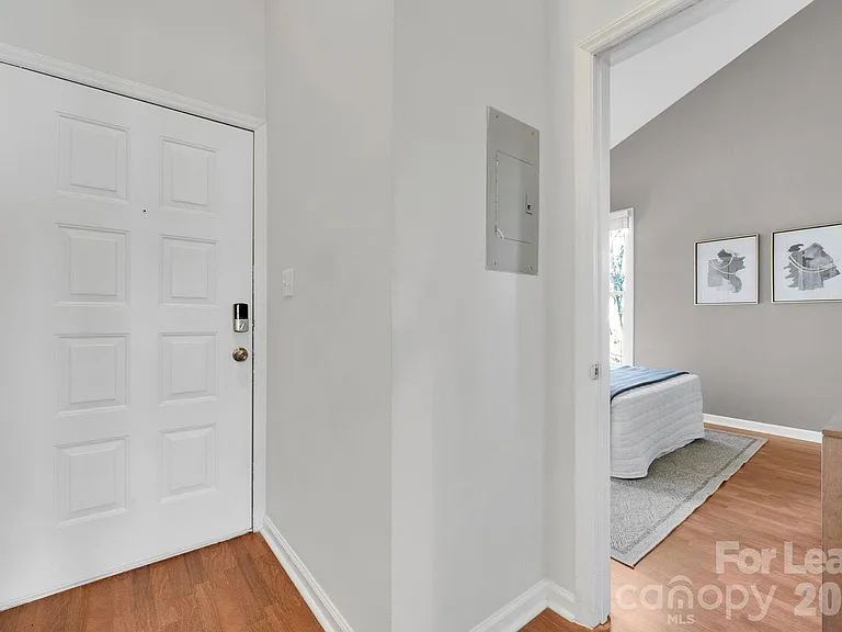 300 S Cedar St #2 — Photo 6