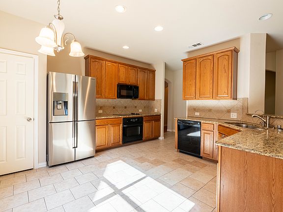 5th image of 2824 Gooseberry Dr