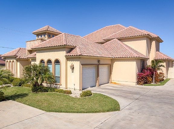 2nd image of 3515 Monserat Dr