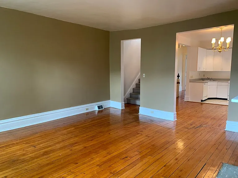 5431 Howe Street — Photo 28