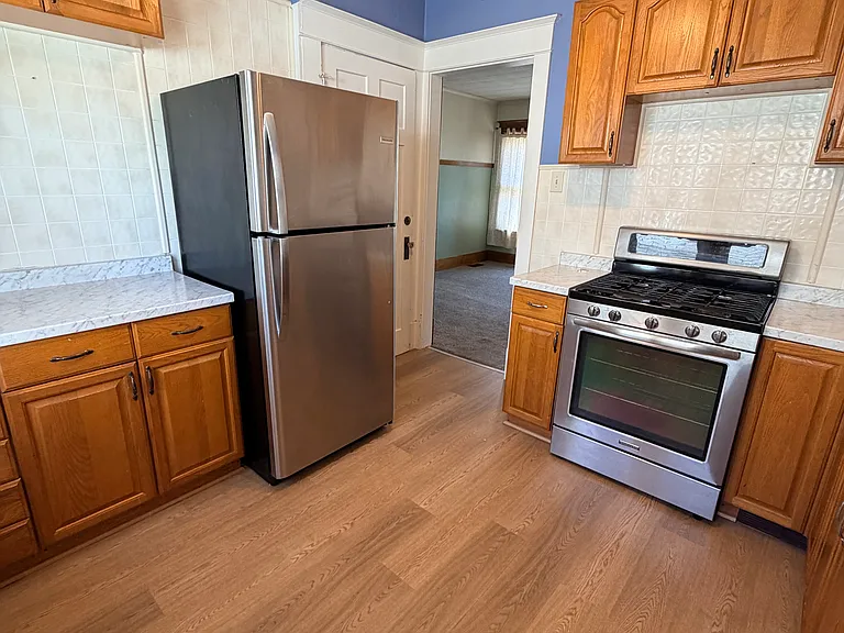402 McKinley Pkwy #1 — Photo 5