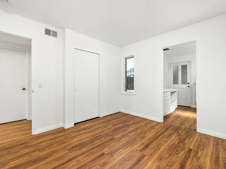 732 Bison Ave — Photo 14