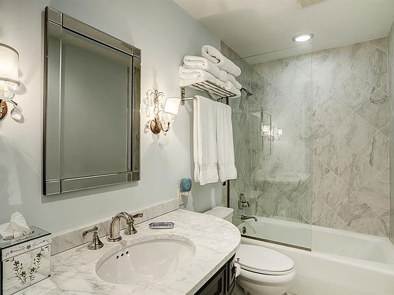 5th image of 9333 Memorial Dr APT 301