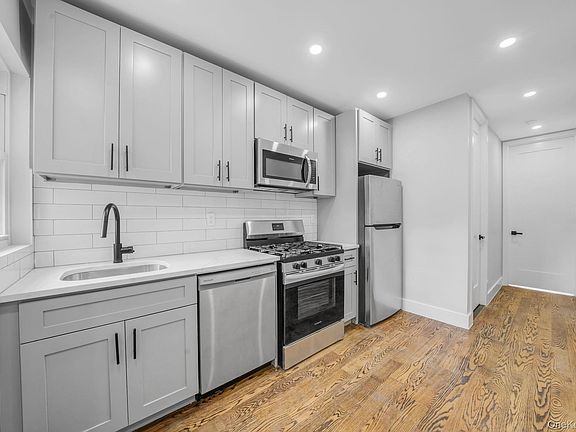 5th image of 6014 56th Avenue
