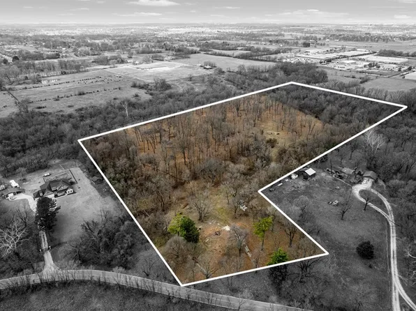 624 Puppy Creek Rd, Lowell, AR 72745