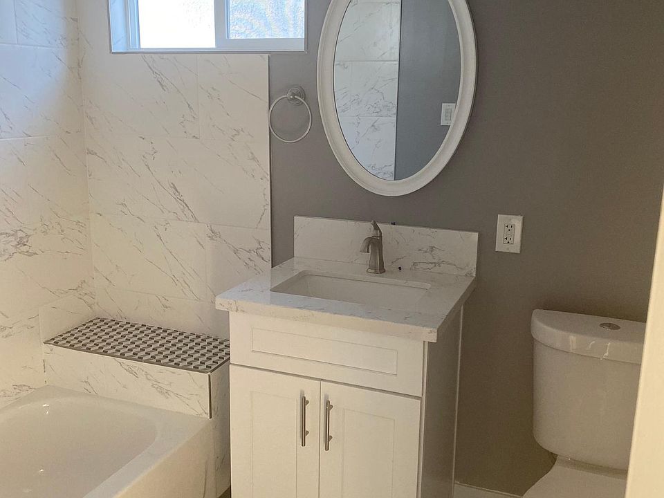 1st image of 1459 W 58th Pl #1459