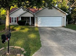 10011 Redbud Tree Ct, Charlotte, NC 28273